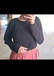 Black Fitted Top