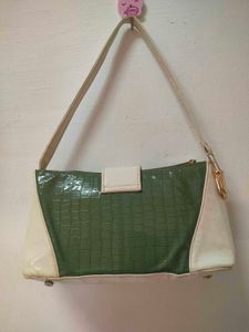 Stylish Green &amp; Ivory Shoulder Bag