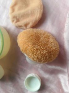 Vintage Compact Powder Puff Box