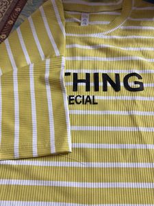 T-shirt Top