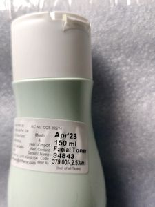 Purifying Toner with Organic Tea Tree &amp; Lime