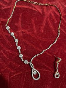 Ad Neck Set