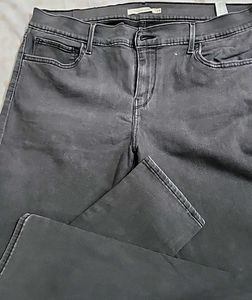Levi's Dark Wash Jeans
