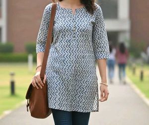 Patterned Short Kurta