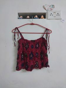 Sleevless Crop Top