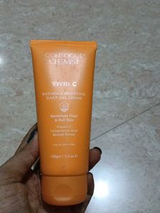 Conscious Chemist Vivid C Radiance Boosting Gel Cr
