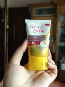 Glow & Lovely Sunscreen