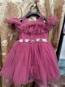 Combo 4 frock only 1 tym used