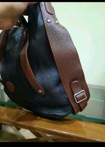 Leather Tote Handbag And Shoulder Beg