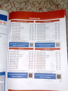 PCB and English Oswaal 10 Year Pyq Class 12