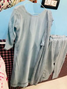 Elegant pakistani designer suit