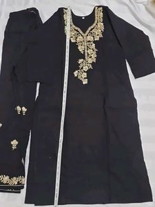 Elegant Black Embroidered Kurta Set