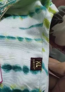 Gosriki Tie-Dye Kurta Set
