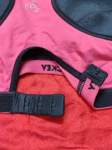 JOCKEY Lightly Padded Racer Back Active Sport Bra.