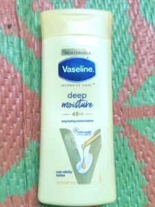 Vaseline Deep Moisture Lotion