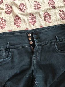 Ripped High-Waisted Jeans