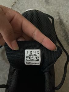 Women Puma Black &amp; Pink Running Shoes