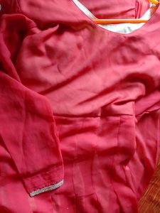 Long Designer Gown For Womens.!! 1.32cm