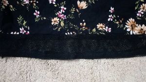 Floral Print Crop Top with Mesh Trim