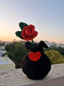 Crochet Valentine Pot