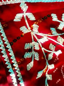 Red Bandhani Sadi Blouse Size 44 Inch
