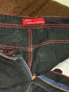 Levi&#39;s Black Jeans