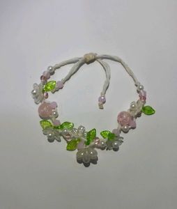 Beautiful Handmade Beaded Floral Bracelet