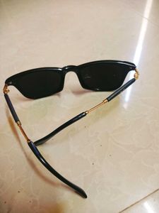 Ray-Ban Brand New Price 3999 Retro Sunglasses