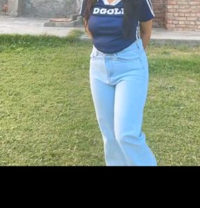Wide Leg Light Wash Jeans