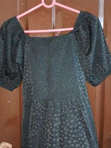 ONE PIECE WEAR (Size-S)