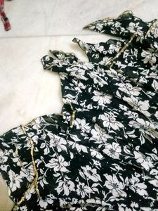 Black And White Floral Assymetrical Skirt