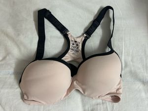 Victoria Secret Ultimate Sports Bra
