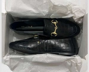 Black croc pu loafers shoe with Gold Chain