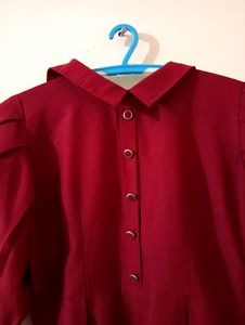 Women&#39;s Maroon Top