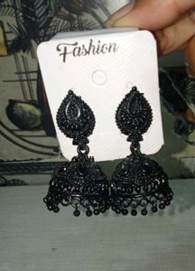 Earings