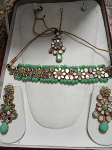 Mint Green Kundan Jewelry Set
