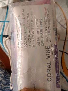 Brand new // Bombay Dyeing Coral Vine Bedding Set