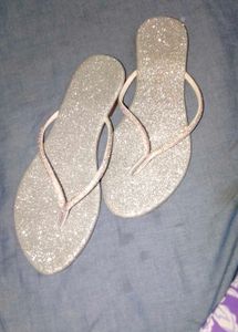 Pinterestey Glitterey New Slipper 🌸