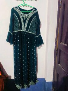 Nayra Cut Suit With Dupatta
