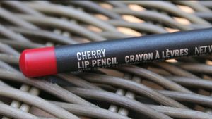 Pack Of 2 MAC Lip liner Combo Offer