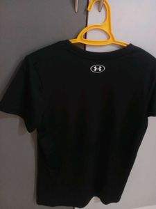 Under Armour v-nack T-Shirt