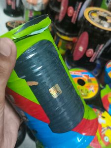 Mono Kite Flying Thread