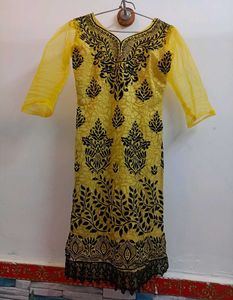 Beautiful Yellow Kurta - Excellent Condition