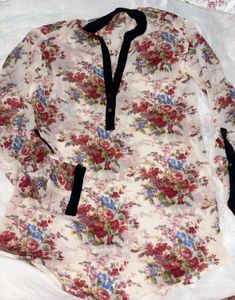 🪞 🎀Pretty Floral Tops 💕👙🎀