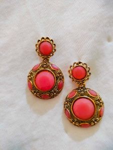 Pink Stone Earrings with Gold Filigree 💎