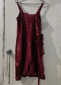 Side Knot Maroon Kurti