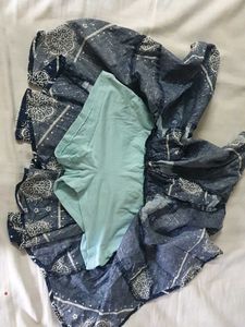 Girls Cute Skirt With Attatched Shorts And Elastic