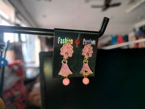 4 Colorful Fashion Earrings