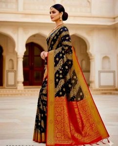 Elegant Black &amp; Gold Saree Blaton soft silk