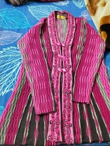 Beautiful Multi Look Sweater.